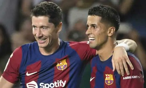 الدوري الإسباني يؤكد مدة عقوبة ليفاندوفسكي وكانسيلو قبل الكلاسيكو